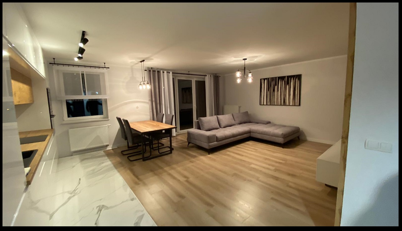 Open kitchen with built-in appliances, Nyska / Piękna