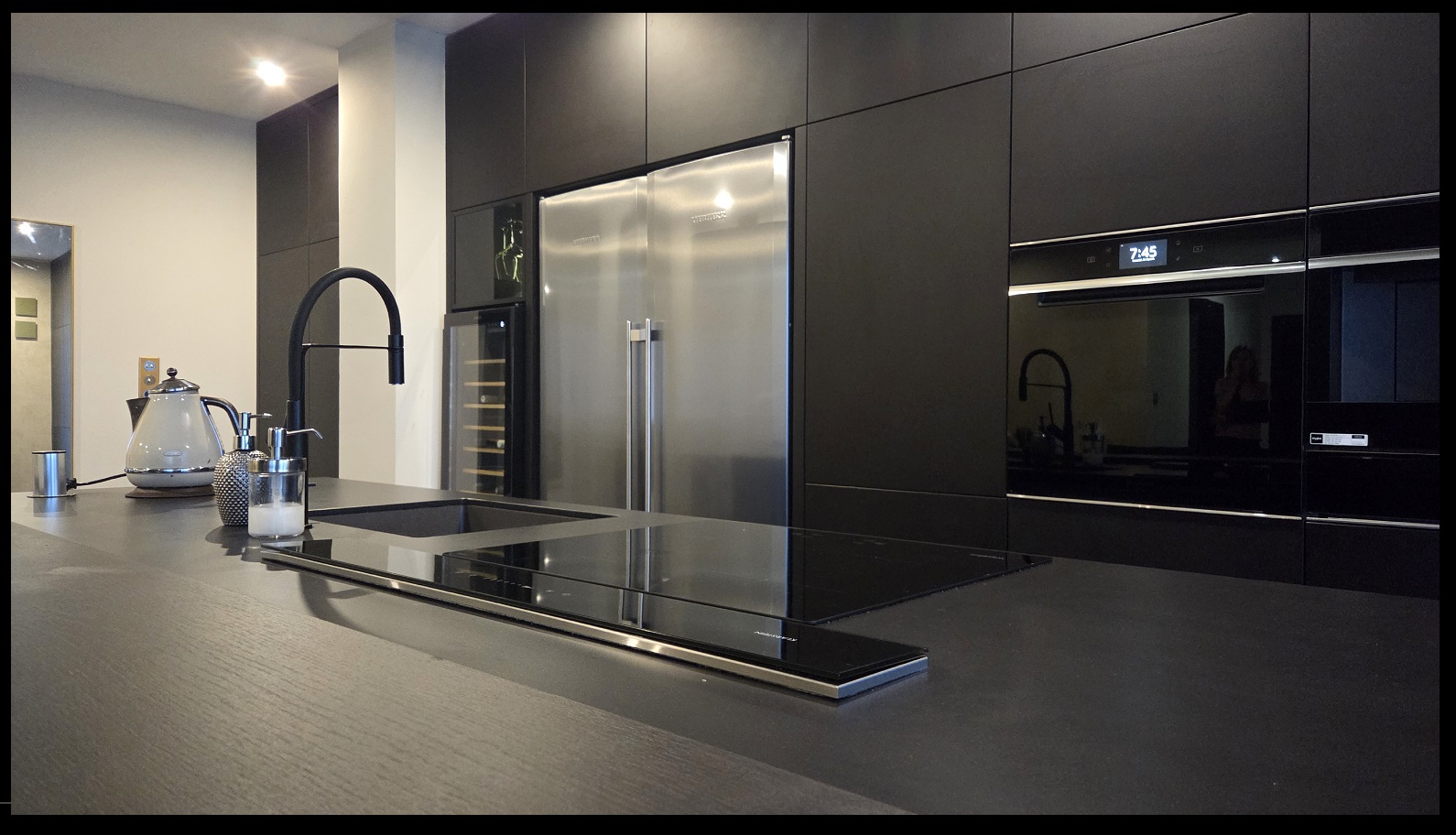 apartament na sprzedaż Wrocław Krzyki - Tarnogaj - salon ujęcie 1